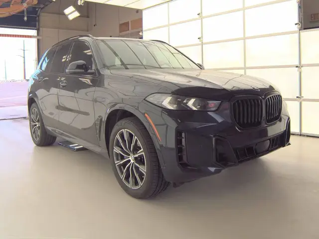 BMW X5 SPORTS ACTIVITY VEHICLE 2024