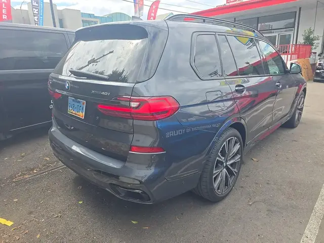 BMW X7 SPORTS ACTIVITY VEHICLE 2021