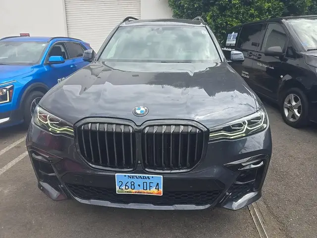 BMW X7 SPORTS ACTIVITY VEHICLE 2021