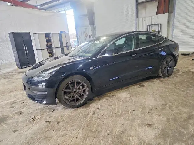 TESLA MODEL 3 2018