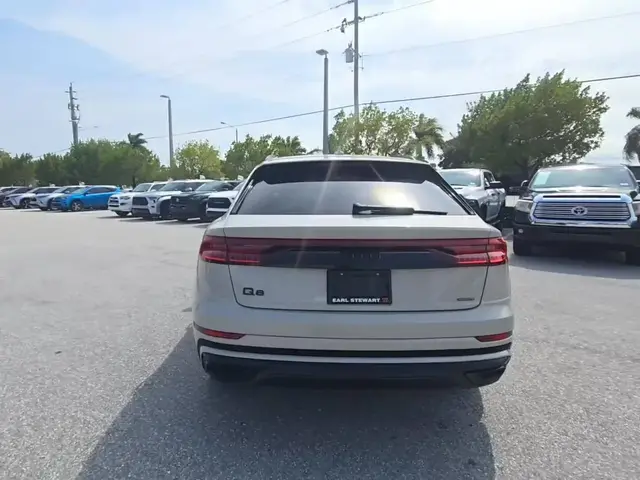AUDI Q8 PREMIUM PLUS 2023