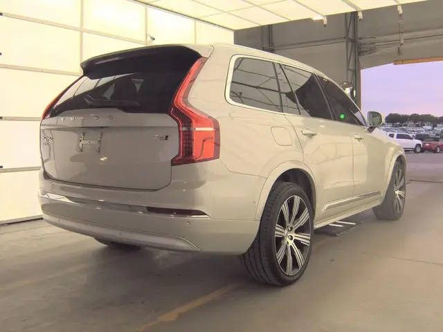 VOLVO XC90 T6 INSCRIPTION 6-PASSENGER 2022