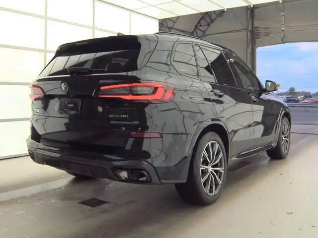BMW X5 SPORTS ACTIVITY VEHICLE 2022