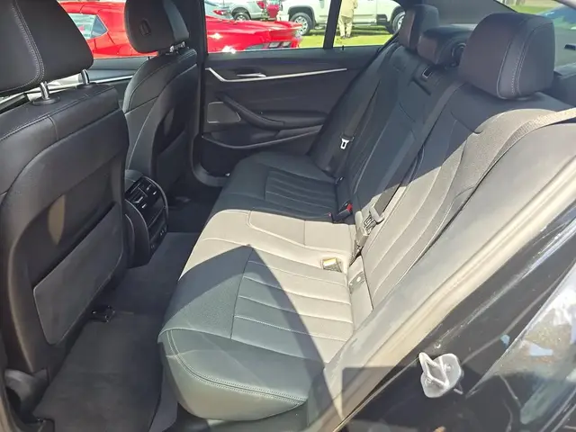 BMW 5 SERIES SEDAN 530I 2022