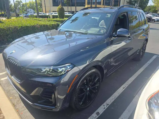 BMW X7 SPORTS ACTIVITY VEHICLE 2022