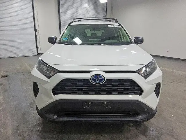 TOYOTA RAV4 LE 2022