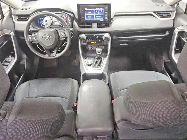 TOYOTA RAV4 LE 2022