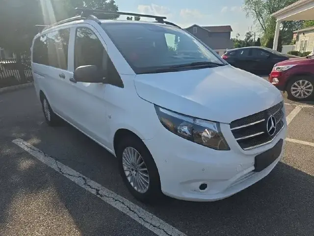 MERCEDES-BENZ METRIS PASSENGER 2019
