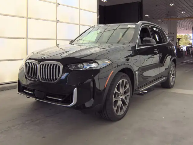 BMW X5 SPORTS ACTIVITY VEHICLE 2023