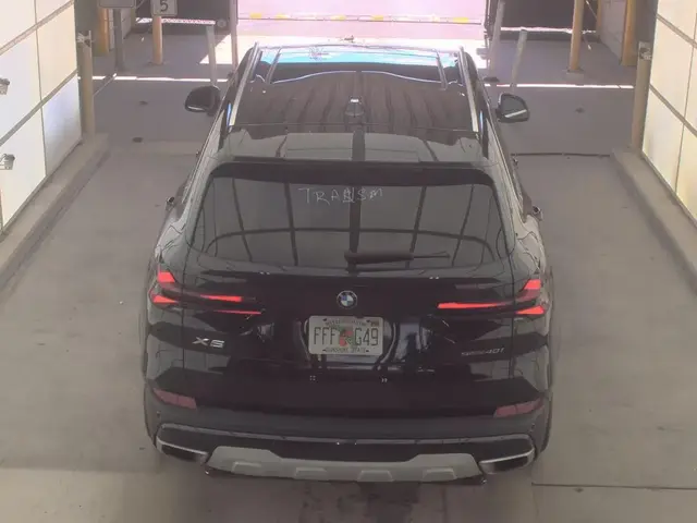 BMW X5 SPORTS ACTIVITY VEHICLE 2023