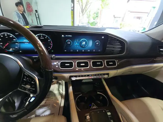MERCEDES-BENZ GLE КОМФОРТНЫЙ 2022
