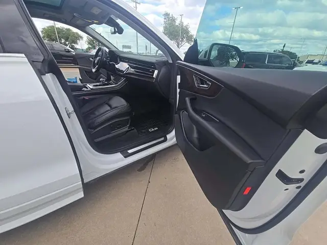 AUDI Q8 PREMIUM 2022