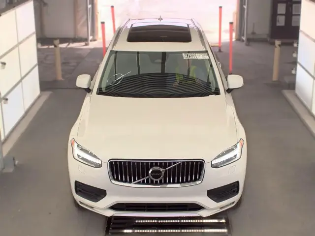 VOLVO XC90 B5 CORE 7-PASSENGER 2023