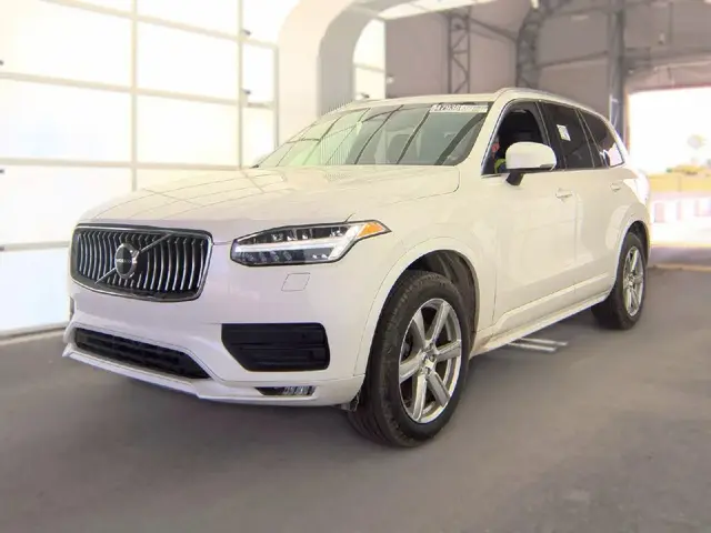 VOLVO XC90 B5 CORE 7-PASSENGER 2023