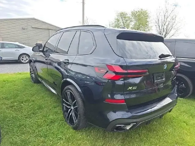 BMW X5 SPORTS ACTIVITY VEHICLE 2024