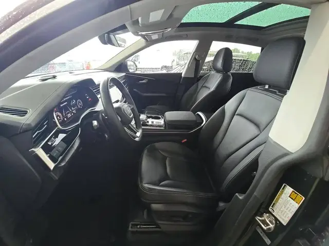 AUDI Q8 PREMIUM 2023