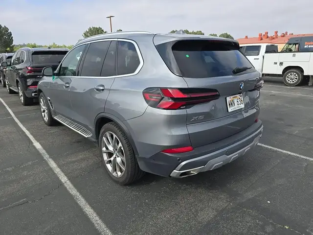 BMW X5 SPORTS ACTIVITY VEHICLE 2023