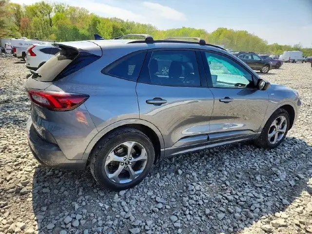 FORD ESCAPE ST LINE 2023