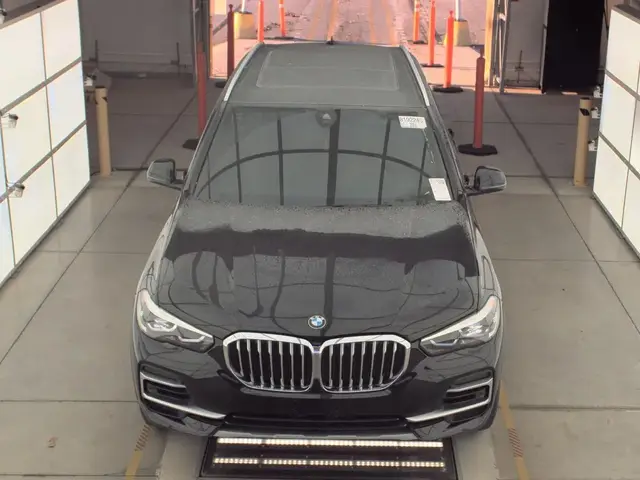 BMW X5 SPORTS ACTIVITY VEHICLE 2022