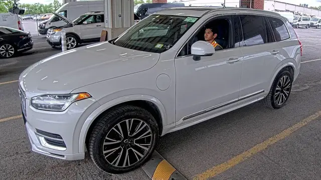 VOLVO XC90 RECHARGE PLUG-IN HYBRID 2023