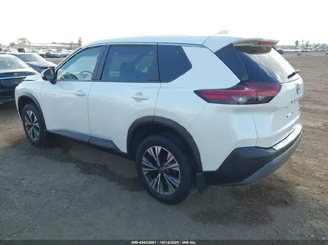 NISSAN ROGUE SV FWD 2022