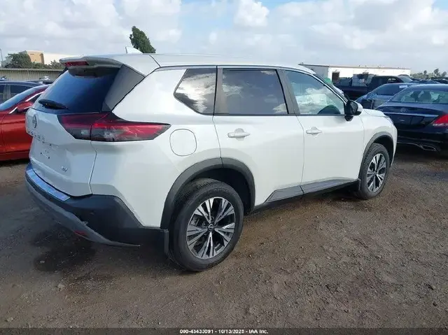 NISSAN ROGUE SV FWD 2022