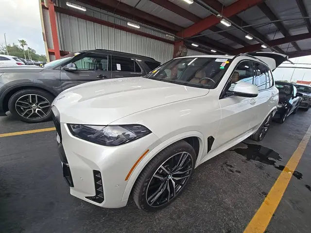 BMW X5 SPORTS ACTIVITY VEHICLE 2024