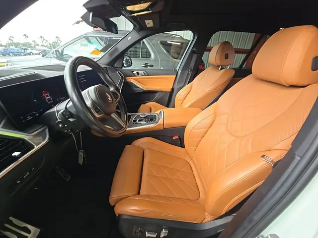 BMW X5 SPORTS ACTIVITY VEHICLE 2024