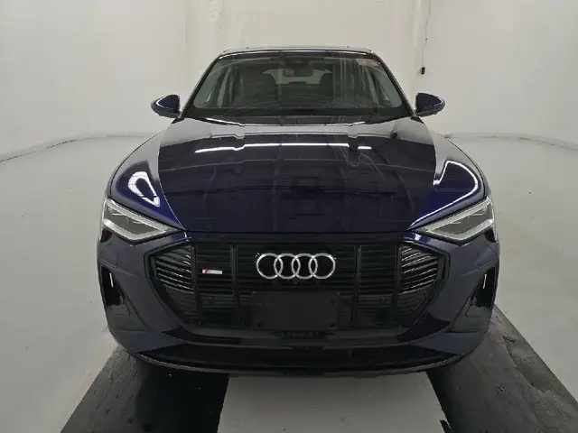 AUDI E-TRON PREMIUM 2022