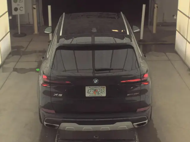 BMW X5 SPORTS ACTIVITY VEHICLE 2023