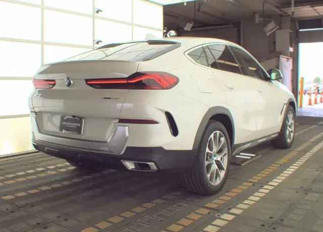 BMW X6 SPORTS ACTIVITY COUPE 2023