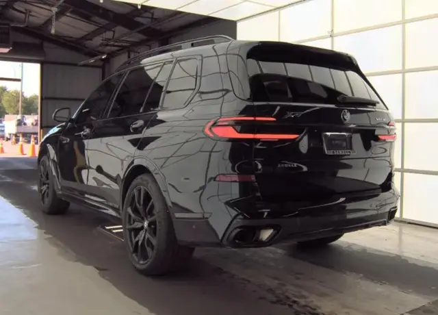 BMW X7 XDRIVE40I M SPORT 2024