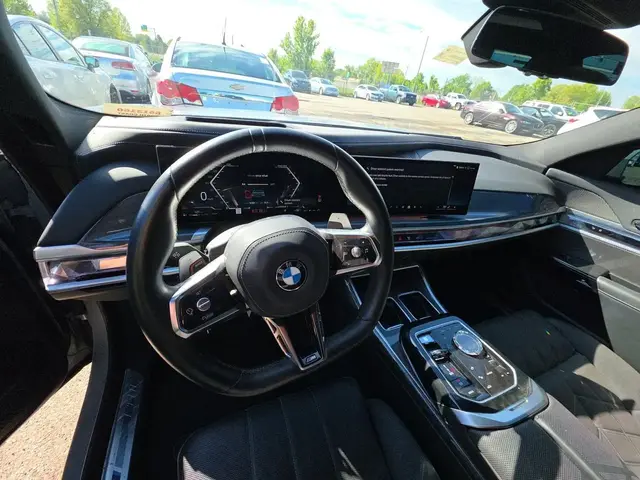 BMW 7 SERIES SEDAN 760I 2023