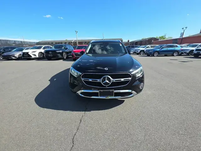 MERCEDES-BENZ GLC 300 2023