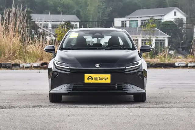 TOYOTA COROLLA INTELLIGENT HYBRID 1 2026