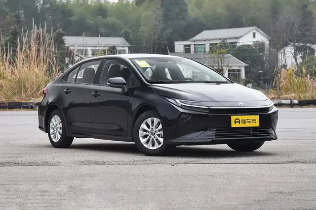 TOYOTA COROLLA INTELLIGENT HYBRID 1 2026