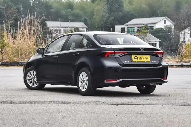 TOYOTA COROLLA INTELLIGENT HYBRID 1 2026