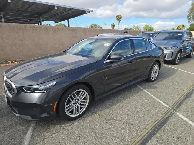 BMW 5 SERIES SEDAN 530I 2024