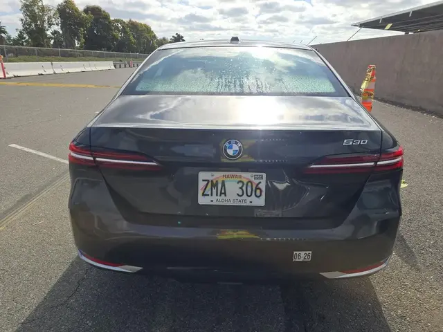 BMW 5 SERIES SEDAN 530I 2024