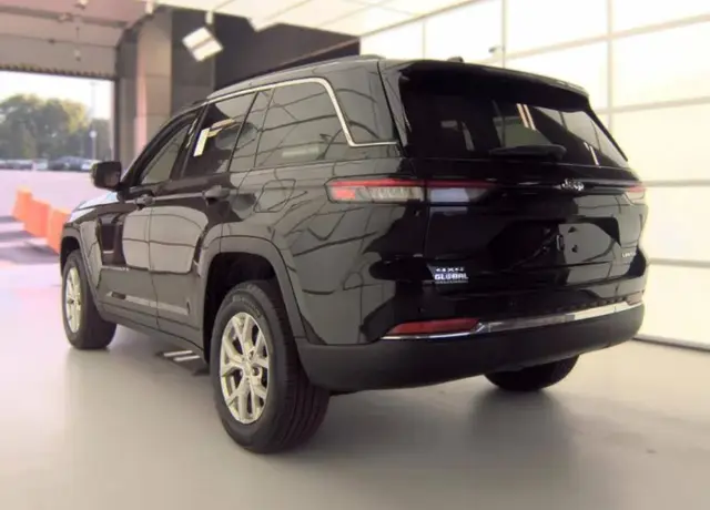 JEEP GRAND CHEROKEE LIMITED 2023
