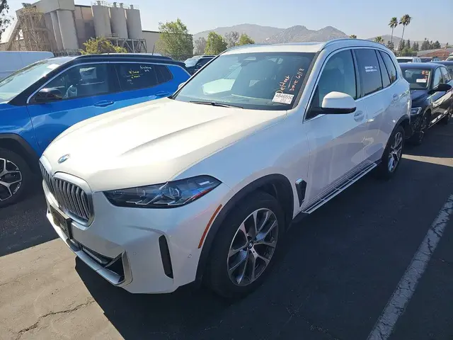 BMW X5 SPORTS ACTIVITY VEHICLE 2024