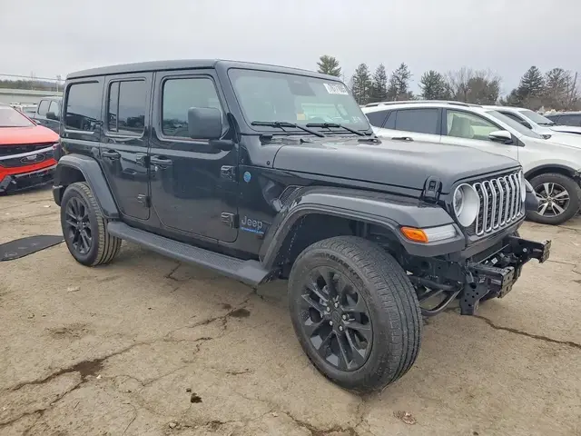 JEEP WRANGLER SAHARA 4XE 2025