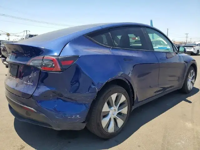 TESLA MODEL Y DUAL MOTOR 2022