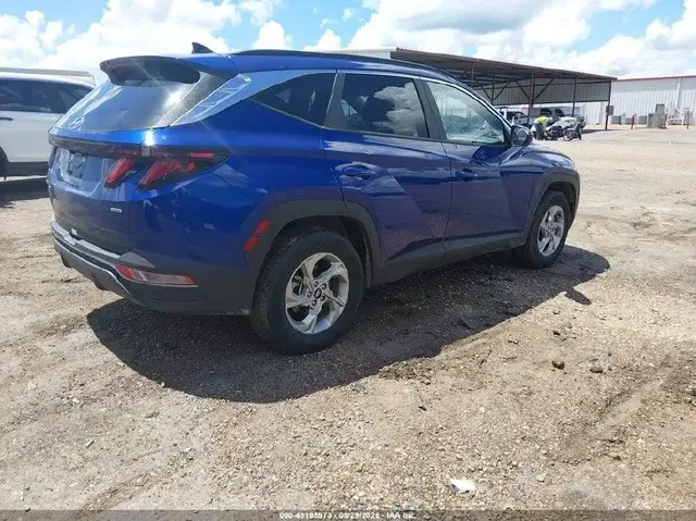 HYUNDAI TUCSON 2024