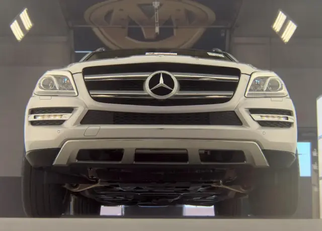 MERCEDES-BENZ GL 2015