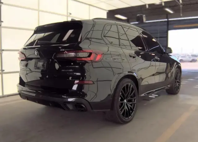 BMW X5 SPORTS ACTIVITY VEHICLE 2022