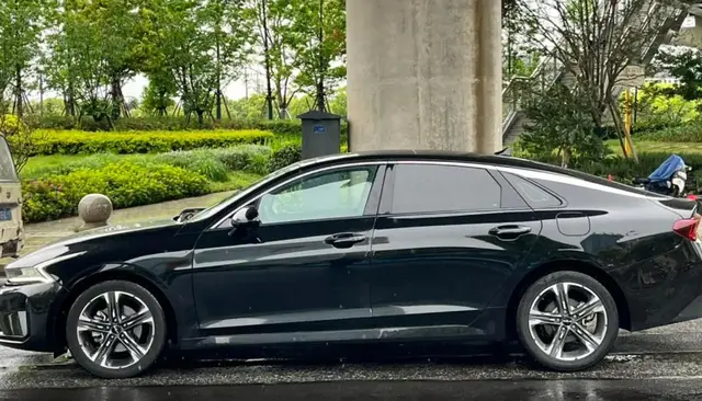 KIA K5 2021