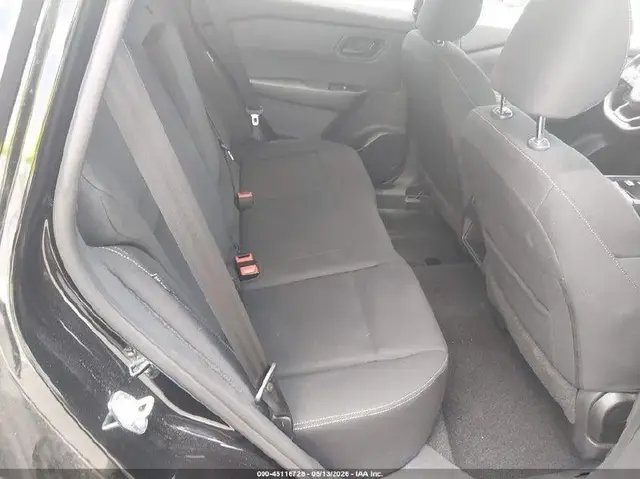 NISSAN ROGUE 2024