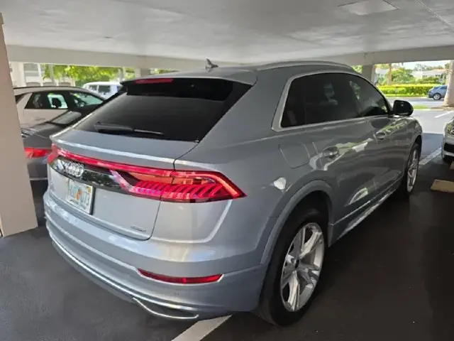 AUDI Q8 PREMIUM 2023