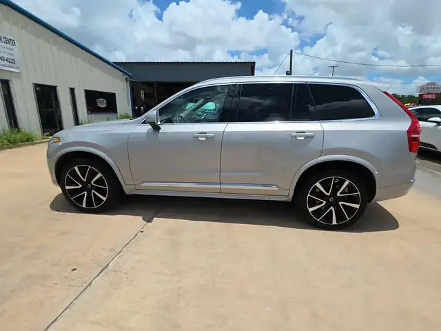 VOLVO XC90 B5 PLUS 7-PASSENGER 2023